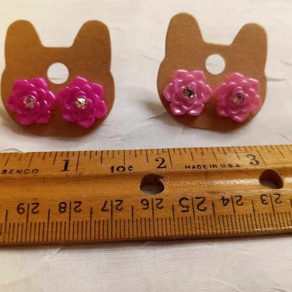 Two Pair Handmade Hand Crafted Glued Resin Flower Stud Earrings Jewelry #50 - Picture 2 of 13